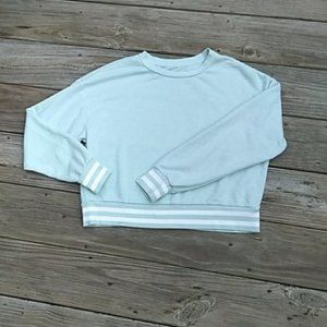 2/$16 Mossimo cropped crew sweatshirt. Size S